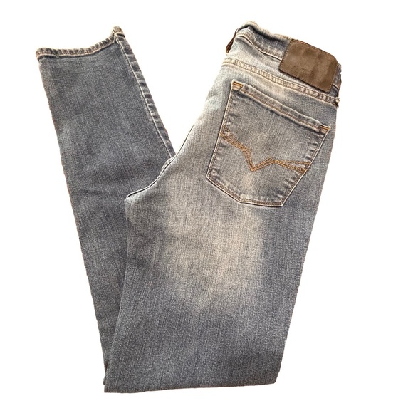 Guess women's Brit Rocker slim taper leg jeans 33 x 32 - Picture 1 of 13